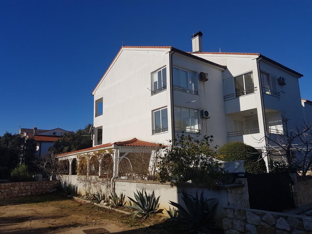 Apartment Alice Novalja Exterior photo